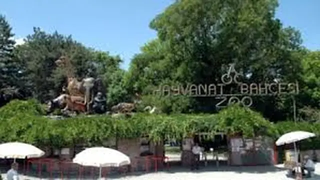 Atatürk Orman Çiftliği Hayvanat Bahçesi (eski)